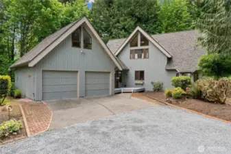 Welcome to Lord Hill! This stunning 2,560 Sqft home is nestled on a private 5-acre lot, featuring a 1,144 sq ft detached garage/shop and additional covered RV parking.