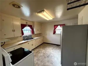 Large kitchen