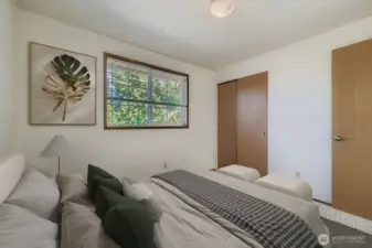 PEACEFUL THIRD BEDROOM UPSTAIRS, GREAT FOR AN OFFICE OR GUESTS.
