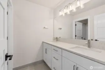 Upper Floor - Hall Bath