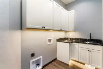 Utility / Laundry