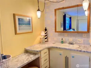Primary bath