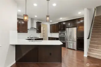 Counter Top eating area in kitchen