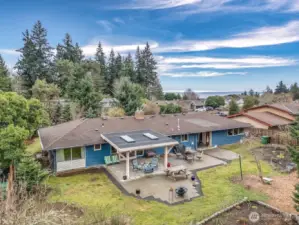 Large planting areas for flowers and veggies