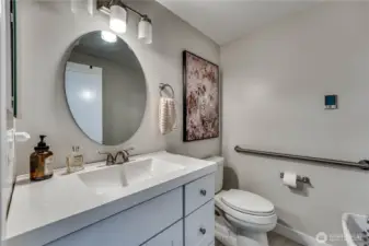 Main level bathroom attached to bedroom #1