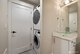 Basement with washer/dryer