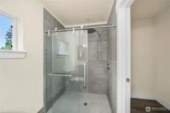 You will absolutely love the shower in the remodeled primary bathroom. Everything here is sparkling new and ready for you to just move right in.