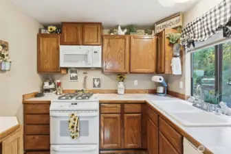 Efficient and fun kitchen!