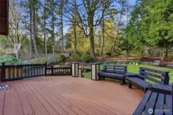 Perfect deck and back yard for enjoying outdoor living