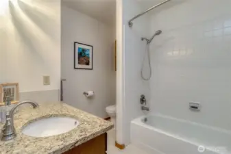 2nd Floor Bathroom