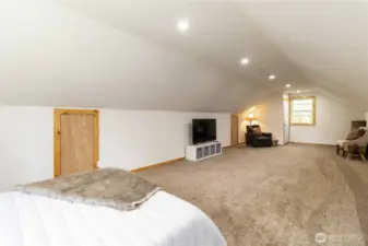 Additional sleeping space for visiting friends and family OR rental potential