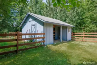 2 Stall Barn