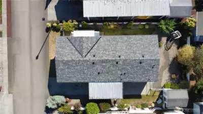 NEW ROOF!!!!! September 2025