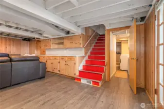 Finished walk-out basement