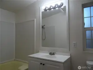 Primary Attached Full Bathroom
