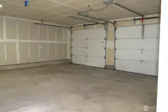 Garage 24x26 with seperate power