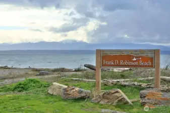 Robinson Beach is just 1 mile away.  A public beach on Mutiny Bay offers parking and sandy beach walks.