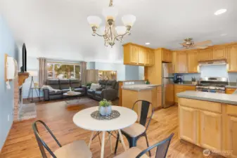 Great openness and connection in the main living space