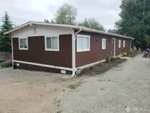 Front of the Home Showing No Step Entry.