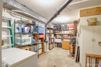 Laundry storage space