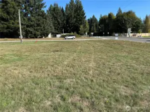 LOOKING TOWARDS ISRAEL RD