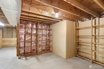 his huge storage area could easily become another room to this home.