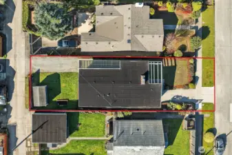 Here you can see the paved alley and approximate lot boundaries.