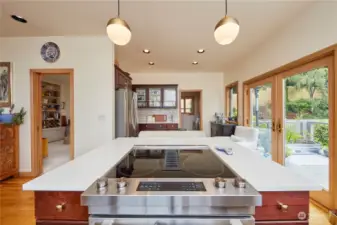Bonus bar/prep area! Endless space and storage in this gorgeous kitchen!