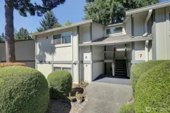 Welcome to this first floor end unit condo.