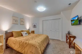 Guest bed 1