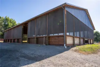 View of the corner of 6,600 SF arena.  This arena could easily be expanded by the builder.