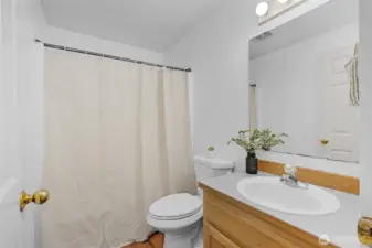 Hallway full bath