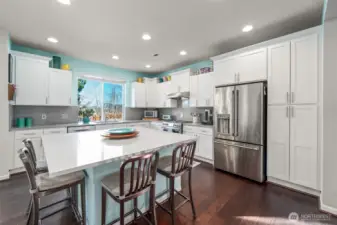 Expanded island has room for up to 6 people