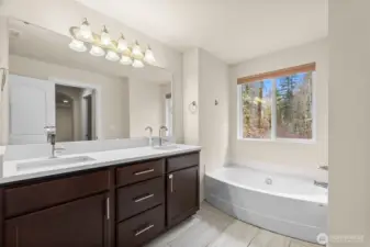 5 piece primary suite