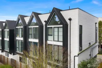 Desirable end unit C.