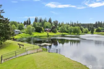 Enjoy private lake access