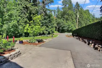 Plenty of driveway and culdesac parking.