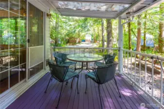 Covered Deck for outdoor dining enjoyment