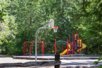 Multiple play grounds