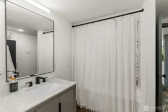 full bath on main level