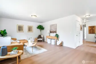 Photographs are for illustrative purposes only. Features, finishes, interior/exterior colors, landscaping and floorplan shown may vary from actual homes built.