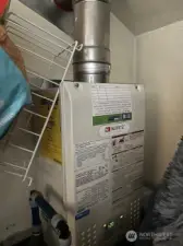 Tankless water heater