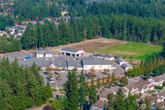 Glacier Valley Elementary school is 2 blocks away