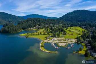 Welcome to beautiful Sudden Valley — featuring pools, dog parks, lush greenbelts, an 18-hole golf course, a full-service marina, small beaches perfect for kayaking, and a rec center with a gym.