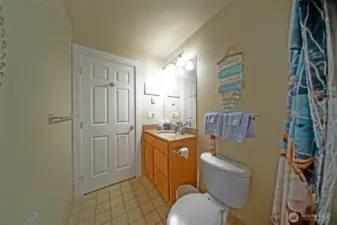 Common area full bath