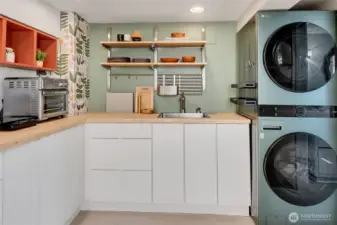 Newer washer and dryer.