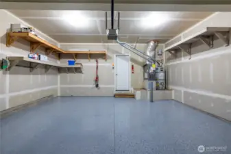 Brand-new epoxy garage flooring for durability and easy maintenance
