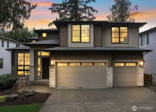 Stunning twlight view welcomes you home - 22250 NE 3rd Court, Sammamish