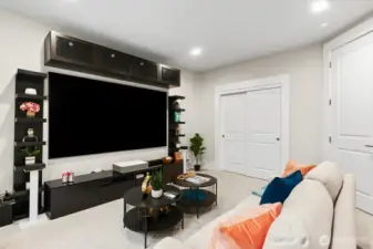 Bonus room on the upper level - a great place to relax or entertain!