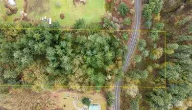 Approximate Lot Lines/Buyer to verify